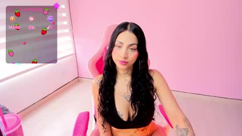 Snapshot of megankitty666 chatting on 11.01.25 Megan online show from 11.01.25