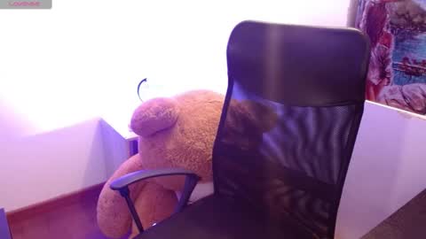 MEGAN online show from 02.18.25