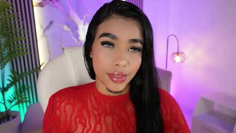 Megan Lowell online show from 11.26.25