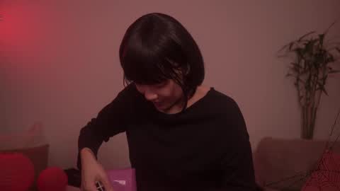 Snapshot of meganmei666 chatting on 10.05.25 for more 3 online show from 10.05.25