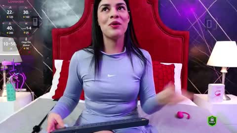 Snapshot of meganmistress_ chatting on 03.05.25 MeganM online show from 03.05.25