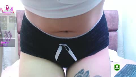 Snapshot of meganmistress_ chatting on 03.08.25 MeganM online show from 03.08.25