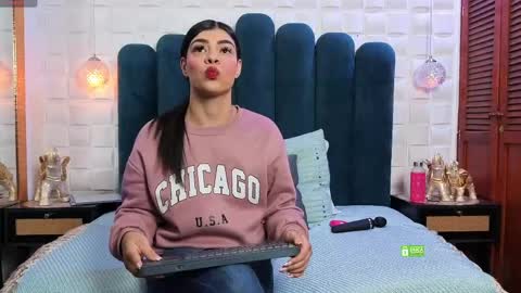 MeganM online show from 04.13.26