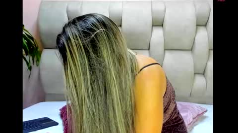 Snapshot of megann_hill chatting on 09.18.25 Megan online show from 09.18.25