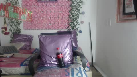 megannixx online show from 01.01.25