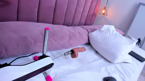 Megan  online show from 12.19.24