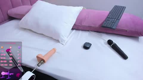 Megan  online show from 04.02.26