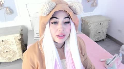 Megan online show from 10.18.25