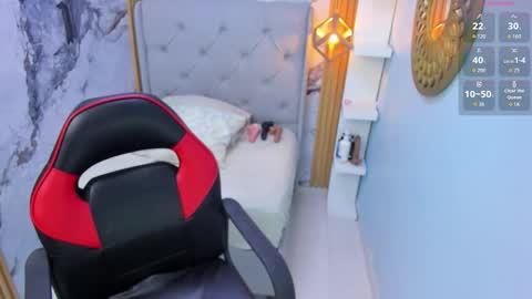 M E G A N  online show from 11.26.25