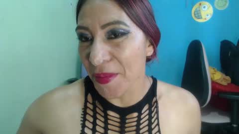 megara_love online show from 01.10.25
