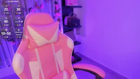 M E G A R A  online show from 02.18.26