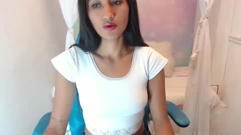 M E G A N N online show from 12.03.25