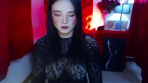Snapshot of megganjenner chatting on 10.05.25 meggan . maria shantal online show from 10.05.25