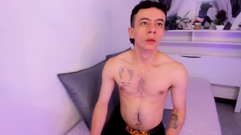 Snapshot of meghan_loghan chatting on 02.12.25 Megan and logan online show from 02.12.25