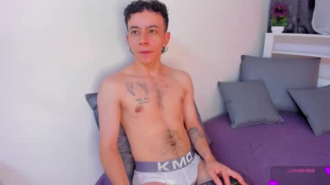 Snapshot of meghan_loghan chatting on 03.12.25 Megan and logan online show from 03.12.25