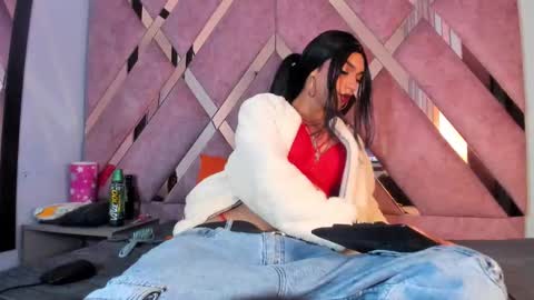 Snapshot of meghanqueen__ chatting on 02.11.26 meghanqueen__ online show from 02.11.26