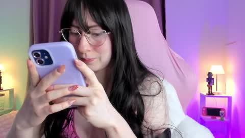 Mei  online show from 10.05.25