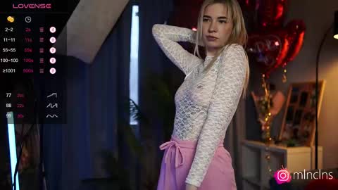 Snapshot of mel_collins chatting on 02.18.25 MELANIE PVT ONLY 60TK PER MIN online show from 02.18.25