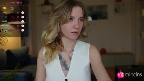 Snapshot of mel_collins chatting on 10.23.25 MELANIE PVT ONLY 60TK PER MIN online show from 10.23.25