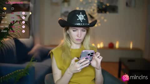 Snapshot of mel_collins chatting on 10.30.25 MELANIE PVT ONLY 60TK PER MIN online show from 10.30.25