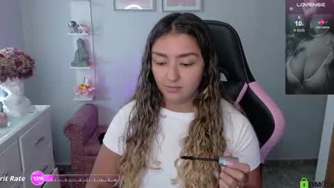 Snapshot of melaany_ chatting on 06.19.26 Melaany online show from 06.19.26