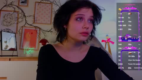 Snapshot of melan1e_ chatting on 02.06.25 mel online show from 02.06.25