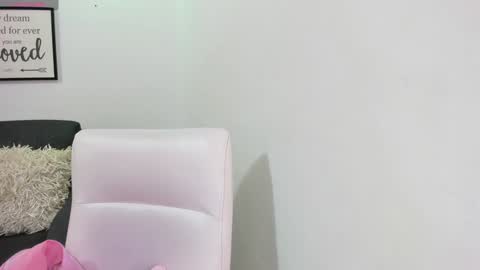 melan_owen online show from 01.11.25