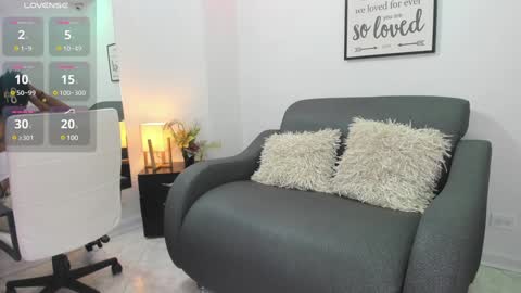 melan_owen online show from 01.14.25