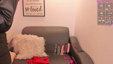 melan_owen online show from 09.12.25