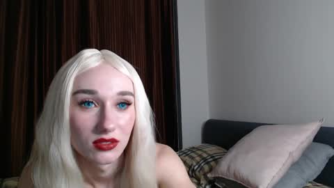 Snapshot of melani704499 chatting on 05.19.26 Melani online show from 05.19.26
