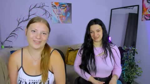 melani_bumm online show from 09.10.25