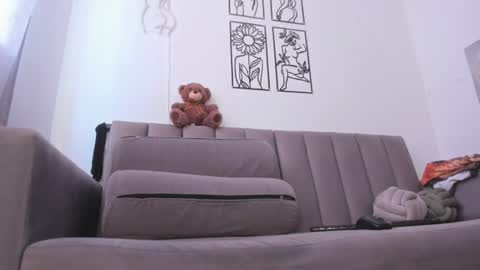 Snapshot of melani_greyy chatting on 07.04.26 melani greyy online show from 07.04.26