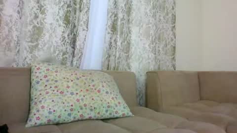 Snapshot of melanie_bae1 chatting on 07.17.26 melanie_bae1 online show from 07.17.26
