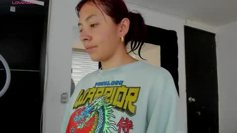 Snapshot of melanie_roux_ chatting on 05.06.26 Melanie roux online show from 05.06.26