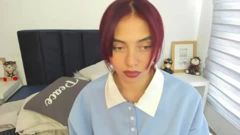 Snapshot of melanie_roux_ chatting on 07.17.26 Melanie roux online show from 07.17.26