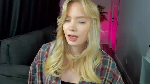 Melanie online show from 10.21.25