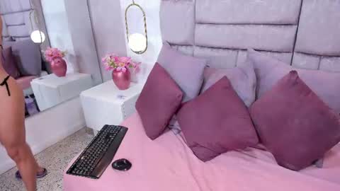 melaniee_joness online show from 07.03.26