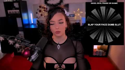 Melanie  online show from 12.22.25