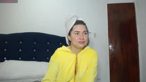 Melanie Parker online show from 04.22.26