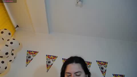 Snapshot of melanieparker20 chatting on 06.16.26 Melanie Parker online show from 06.16.26