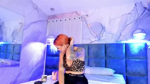 Melanie Roux online show from 05.19.26