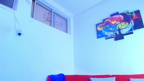 melannia_hills online show from 10.11.25