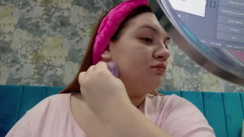 melanniebrown online show from 01.14.25