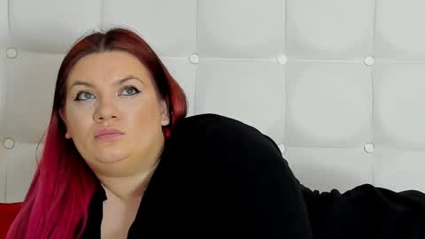 melanniebrown online show from 03.05.25