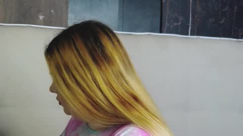 melanniebrown online show from 01.08.26