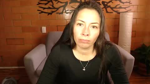 Snapshot of melanny_69 chatting on 05.17.26 Melanny online show from 05.17.26
