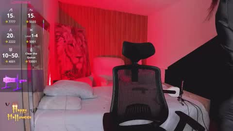 Snapshot of melanny_luv chatting on 10.29.25 MelanyLuv online show from 10.29.25