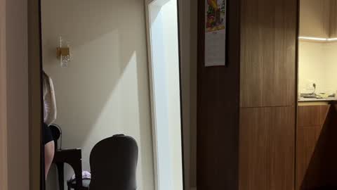 Adel online show from 01.31.25