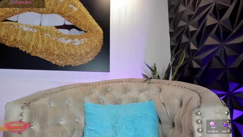 Melany Mendoza online show from 12.08.24
