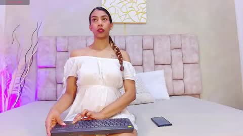 Snapshot of melanystone_ chatting on 04.26.26 Melany online show from 04.26.26